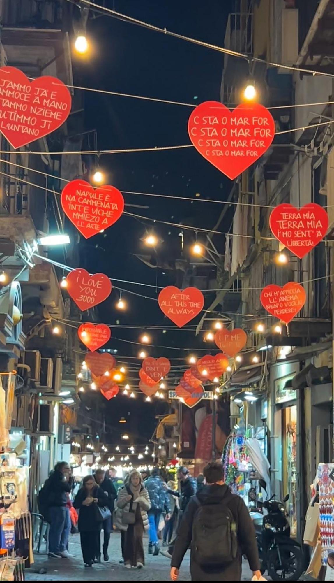 La Casa Di Patta A Spaccanapoli Buitenkant foto